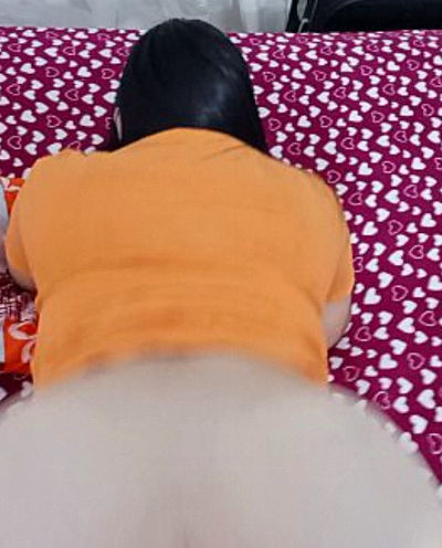 I fuck with my cuckold wife's friend while she is taking a nap, what a delicious ass of her friend while she rests, we enjoy fucking by her side