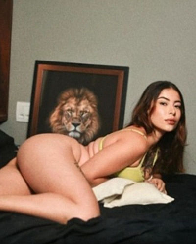 Hot White Girl Did Double Vaginal Penetration Without a Condom With Two Black BBC
